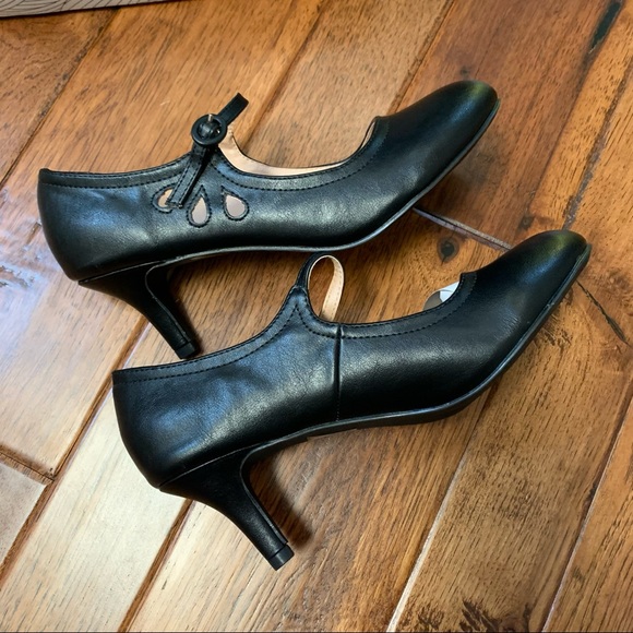 Chase + Chloe | Black Kimmy Mary Jane Pumps | Sz 10 - Picture 5 of 16